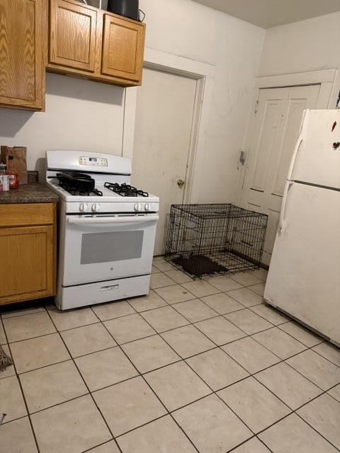 413 10th Street Racine, WI 53403 - Photo 5 of 29 image