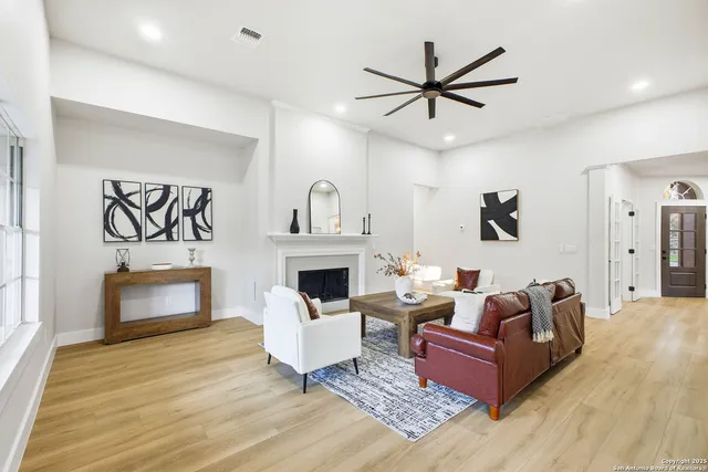 $509,000 | 13319 Overglen, San Antonio, TX 78231