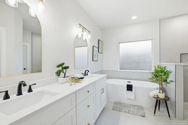 $509,000 | 13319 Overglen, San Antonio, TX 78231