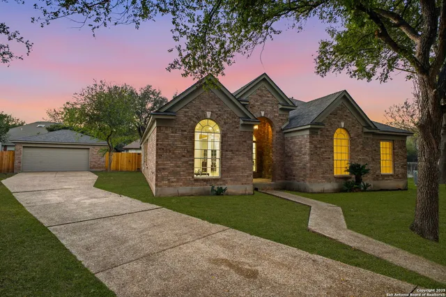 $509,000 | 13319 Overglen, San Antonio, TX 78231