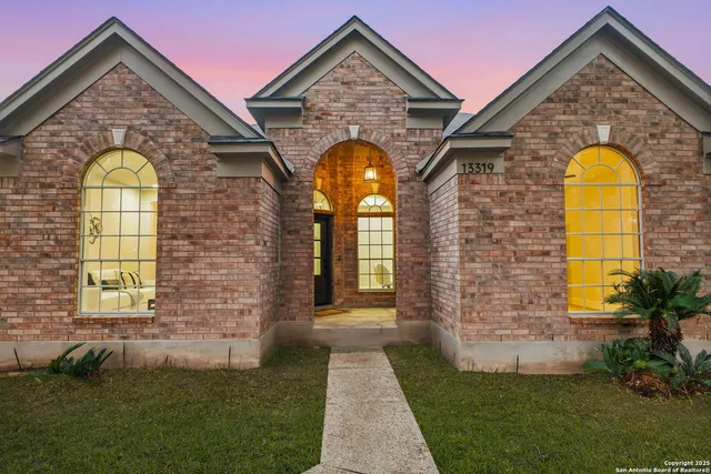 $509,000 | 13319 Overglen, San Antonio, TX 78231
