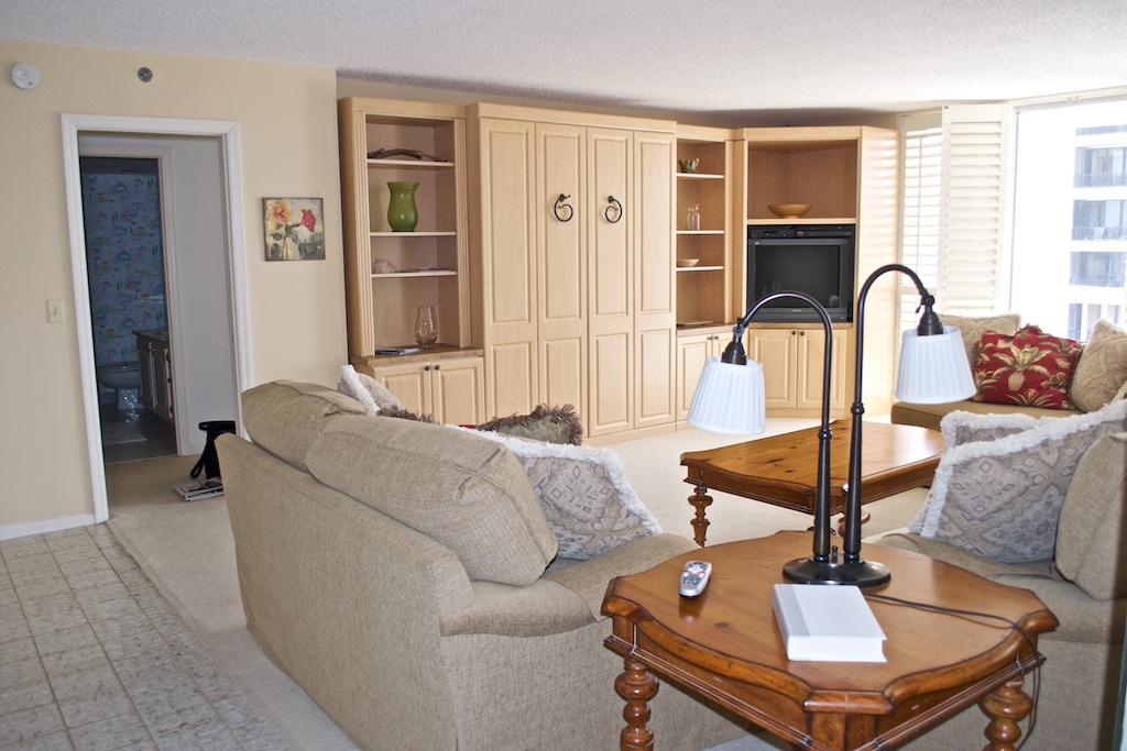 500 Ocean Drive, Unit E9B Juno Beach, FL 33408 - Photo 8 of 53 Living Room