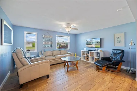 $875,000 | 3504 Estrada Street, Sarasota, FL 34239