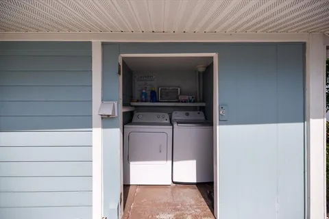 $875,000 | 3504 Estrada Street, Sarasota, FL 34239