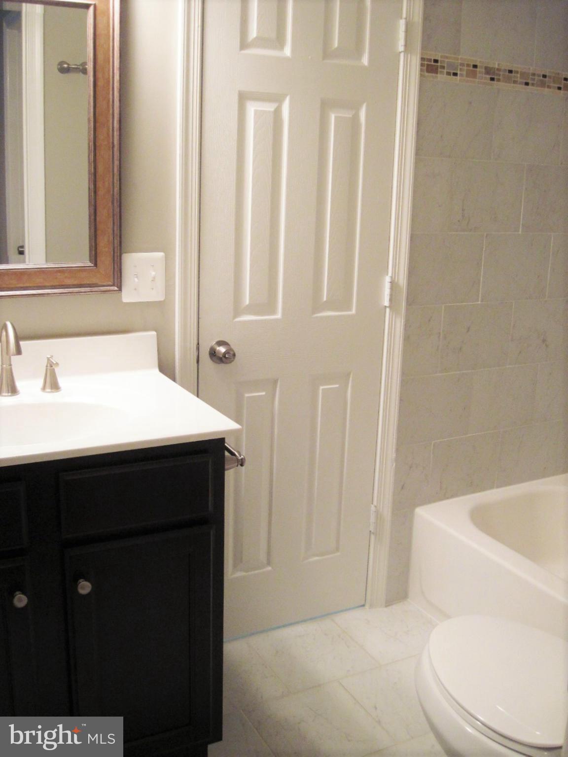 8300 Kilby Road Culpeper, VA 22701 - Photo 14 of 20 Bath