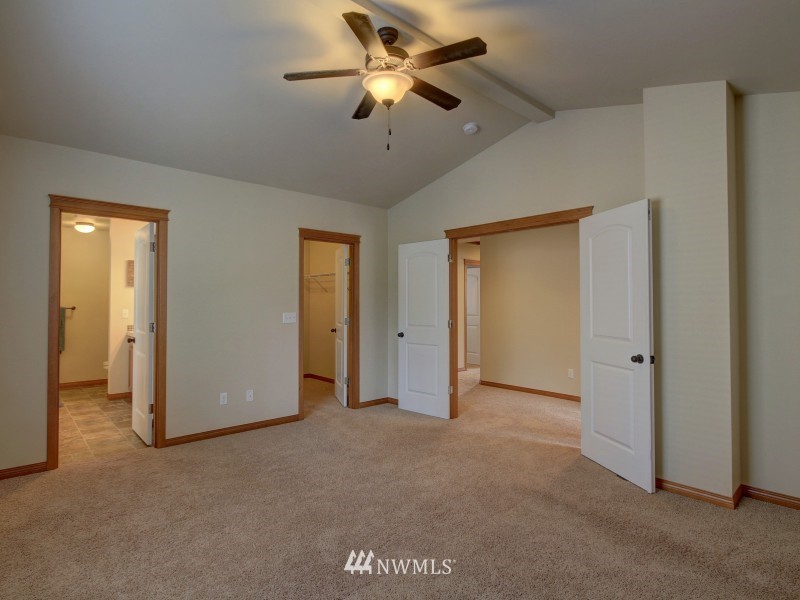103 162nd Place Southeast Bothell, WA 98012 - Photo 14 of 25