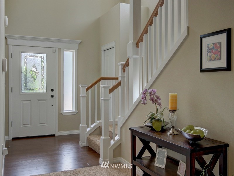 103 162nd Place Southeast Bothell, WA 98012 - Photo 5 of 25