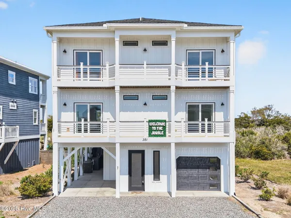 $1,695,000 | 381 East 4th Street, Ocean Isle Beach, NC 28469