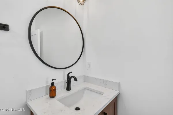 $1,695,000 | 381 East 4th Street, Ocean Isle Beach, NC 28469