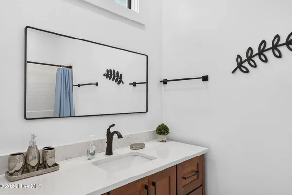 $1,695,000 | 381 East 4th Street, Ocean Isle Beach, NC 28469