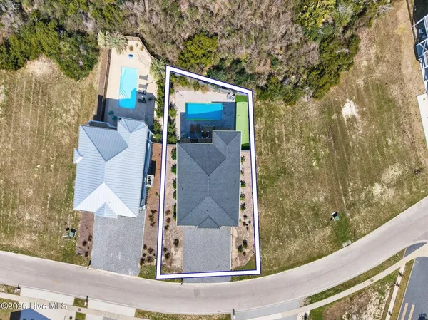 $1,695,000 | 381 East 4th Street, Ocean Isle Beach, NC 28469
