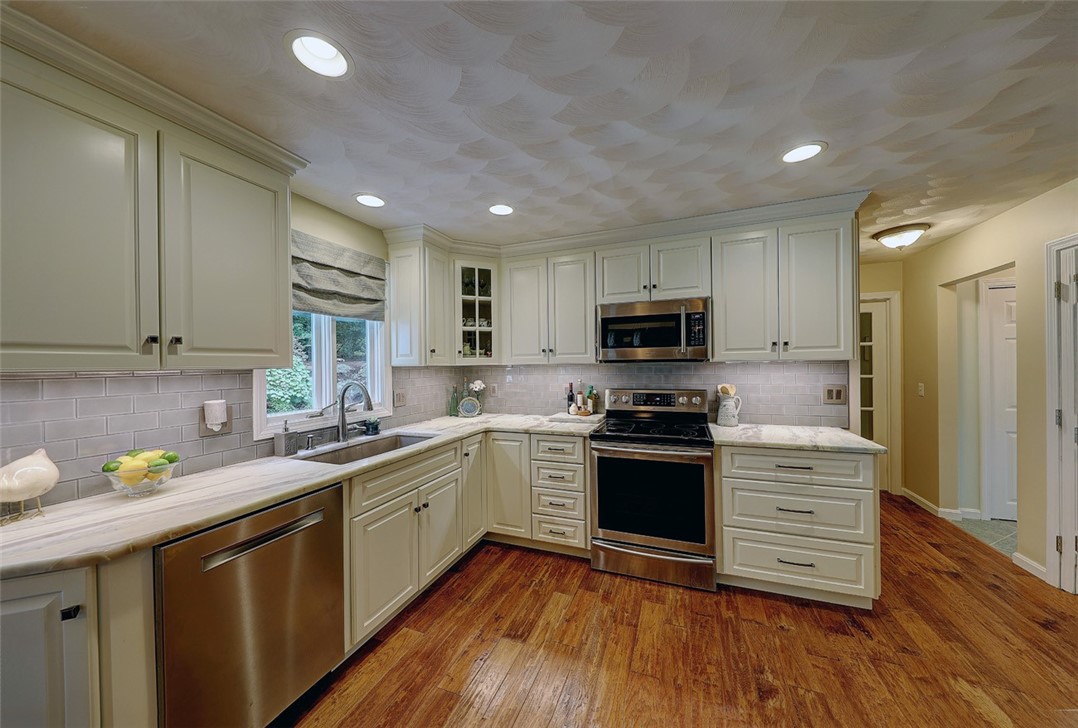 36 Rocky Crest Road Cumberland, RI 02864 - Photo 14 of 50 Kitchen