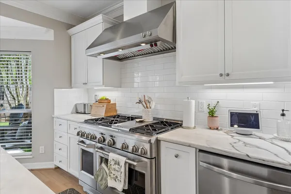 $949,900 | 4320 Wendell Street, Bellaire, TX 77401