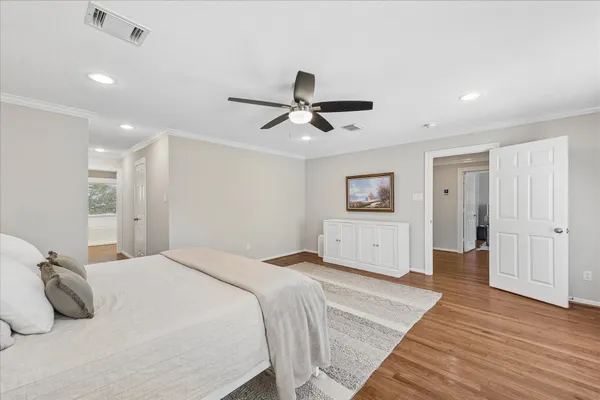 $949,900 | 4320 Wendell Street, Bellaire, TX 77401