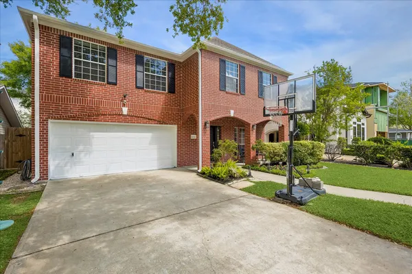 $949,900 | 4320 Wendell Street, Bellaire, TX 77401