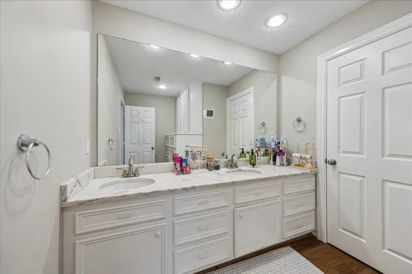 $949,900 | 4320 Wendell Street, Bellaire, TX 77401