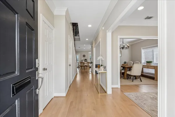 $949,900 | 4320 Wendell Street, Bellaire, TX 77401