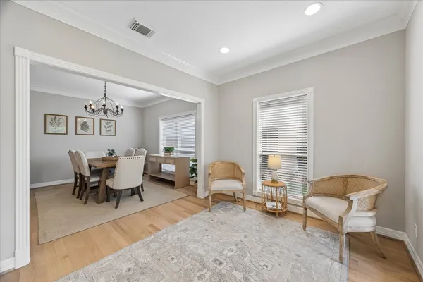 $949,900 | 4320 Wendell Street, Bellaire, TX 77401