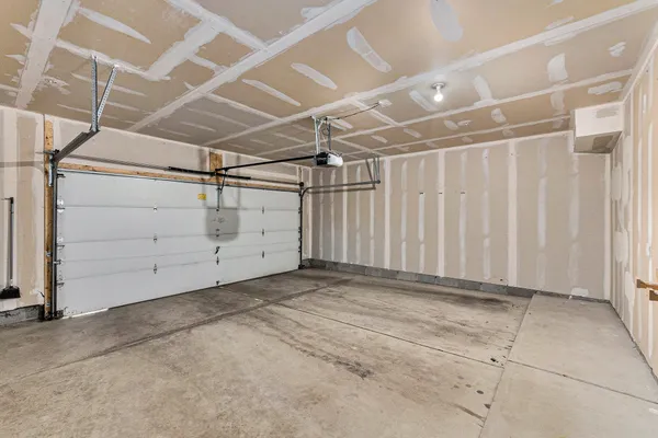 $2,000 | 28541 Carlton Way Drive, Novi, MI 48377