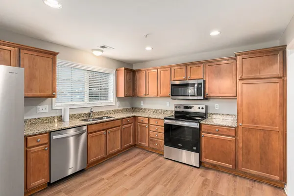 $2,000 | 28541 Carlton Way Drive, Novi, MI 48377