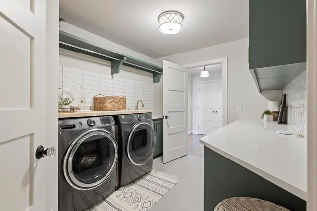 $3,690,000 | 165 Mound Avenue, Excelsior, MN 55331