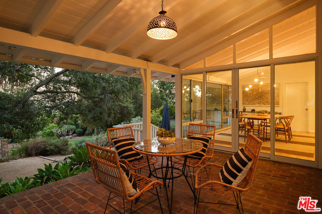 1955 Windover Road Pasadena, CA 91107 - Photo 68 of 73
