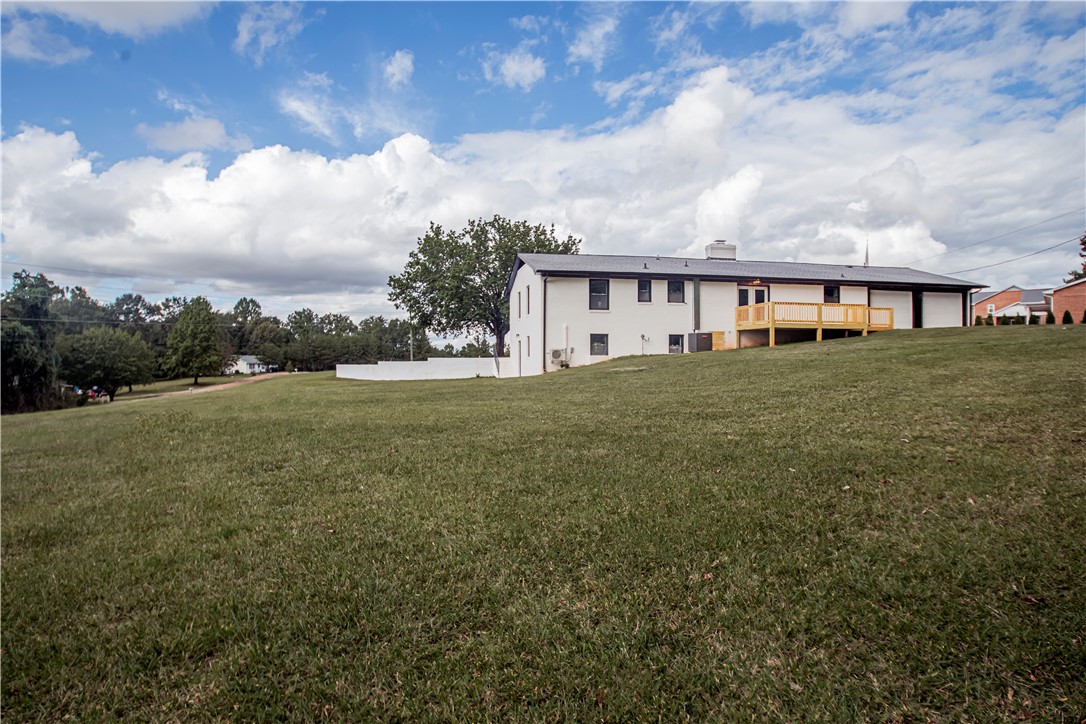 918 North Old Pendleton Road Liberty, SC 29657 - Photo 6 of 50 Gallery Image 6