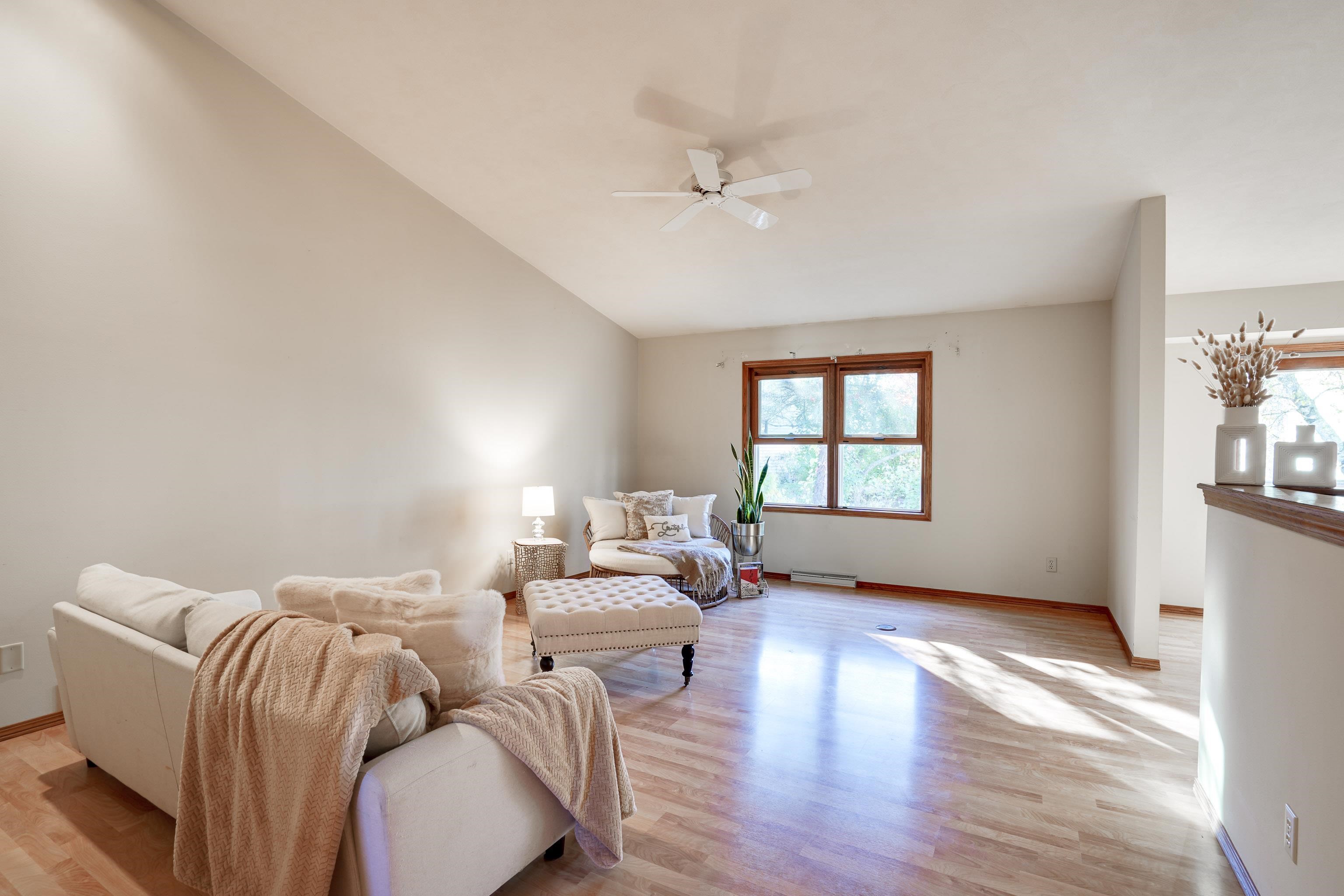 7265 West Valley Ridge Drive Madison, WI 53719 - Photo 9 of 51