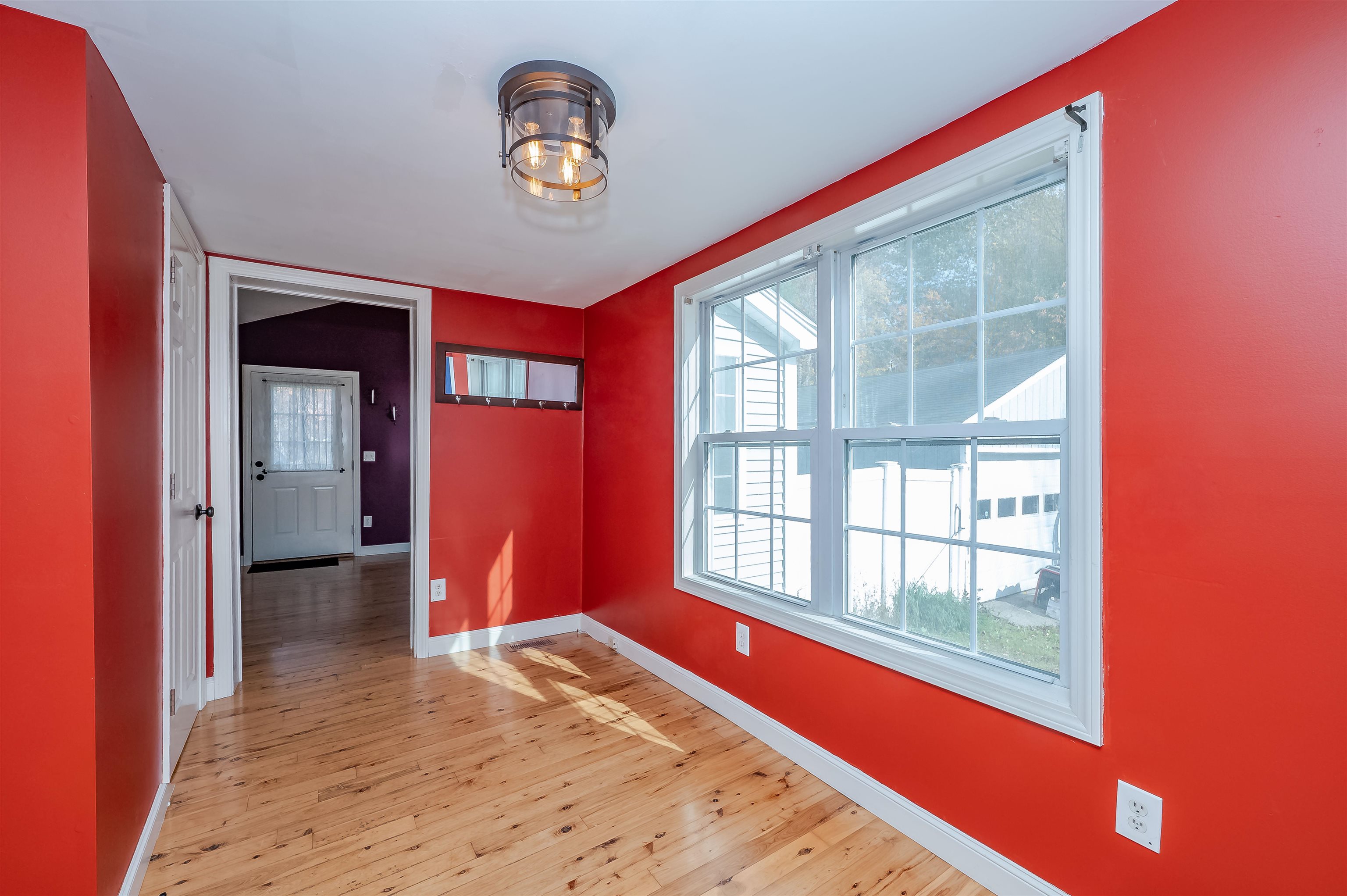 313 Main Street Hampstead, NH 03841 - Photo 11 of 34