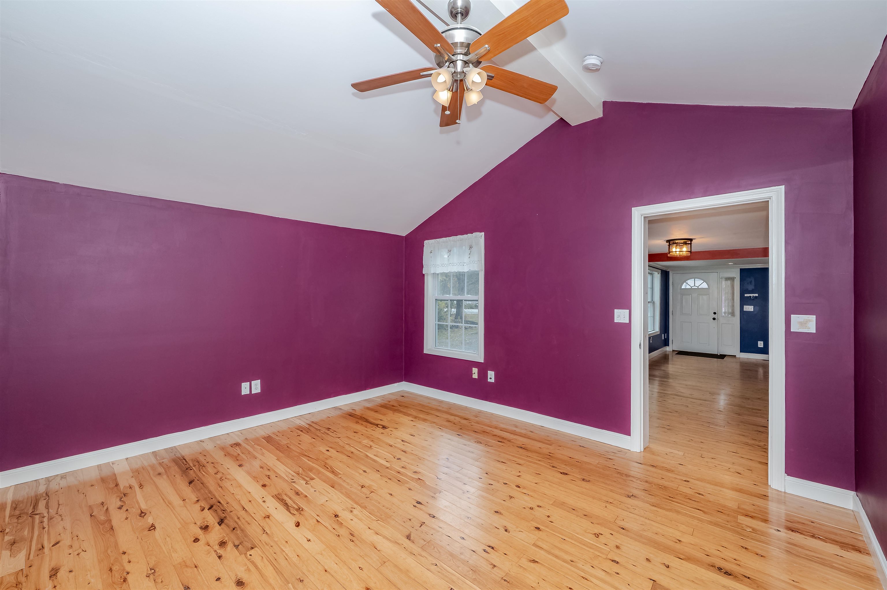 313 Main Street Hampstead, NH 03841 - Photo 16 of 34