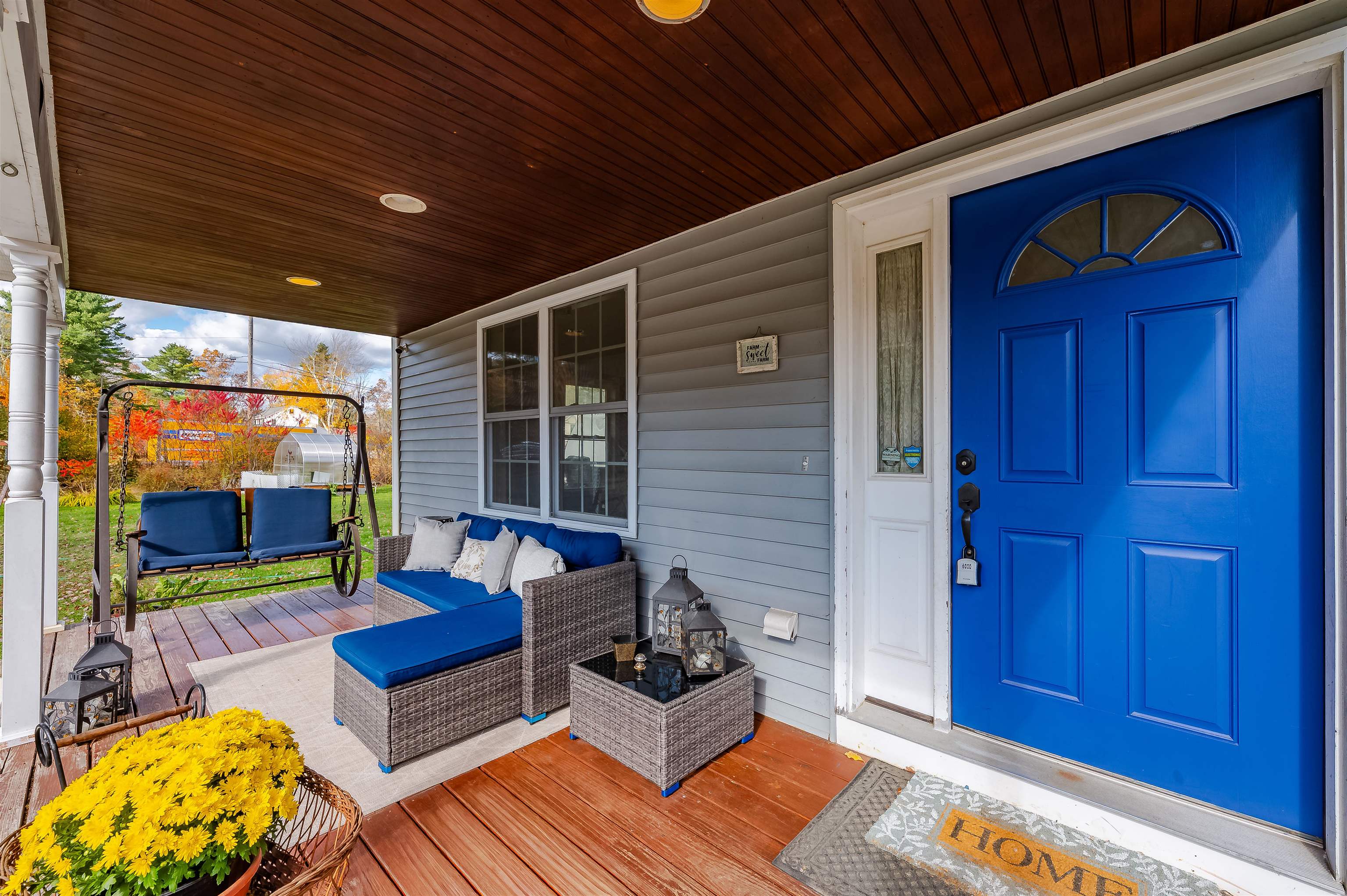 313 Main Street Hampstead, NH 03841 - Photo 2 of 34