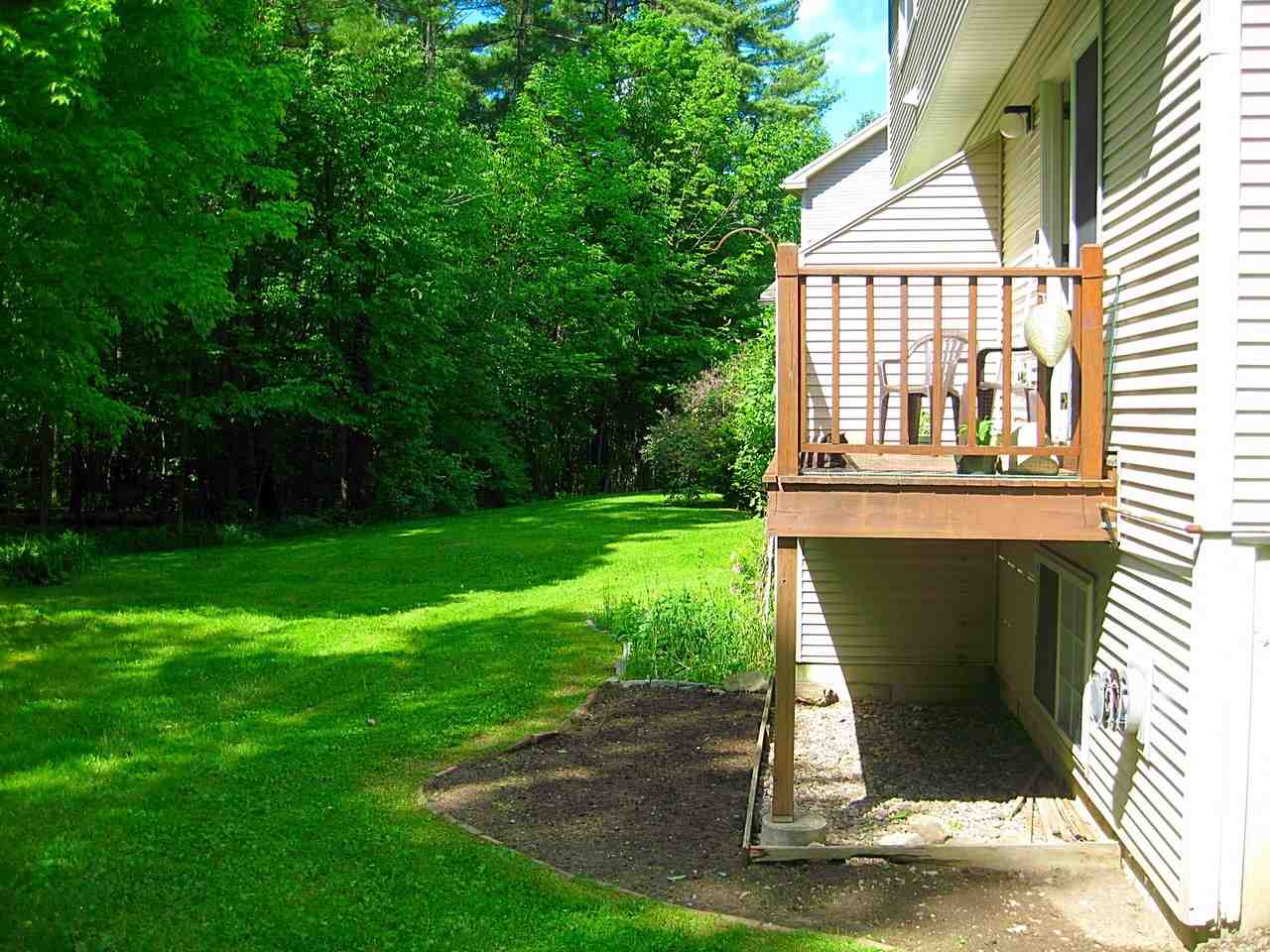55 Abbey Road Williston, VT 05495 - Photo 17 of 21