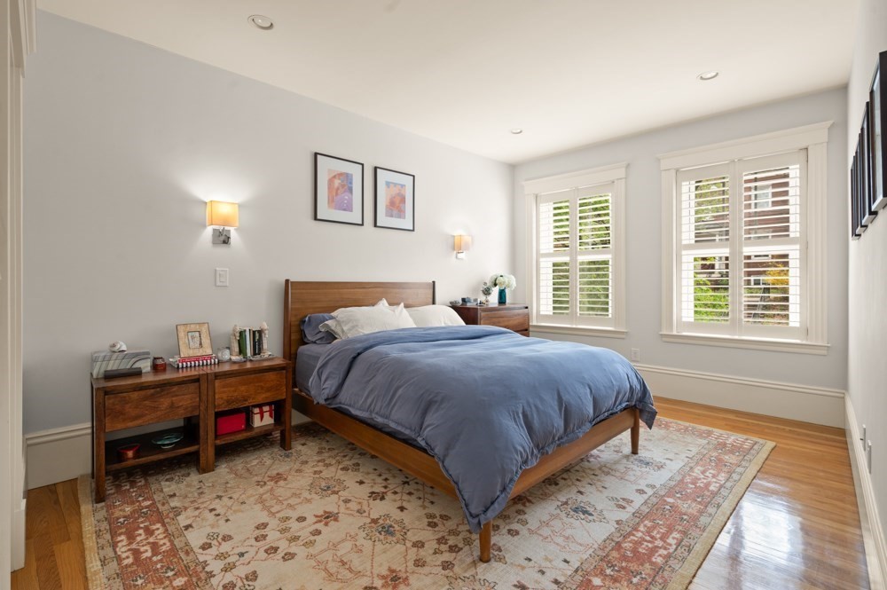 8 Colbourne Crescent, Unit 3 Brookline, MA 02445 - Photo 21 of 42