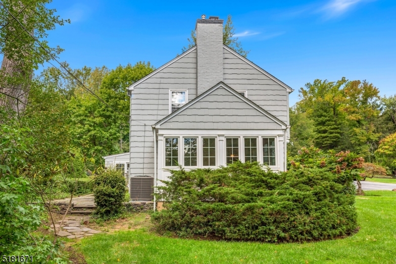 1 Gapview Road Short Hills, NJ 07078 - Photo 32 of 50