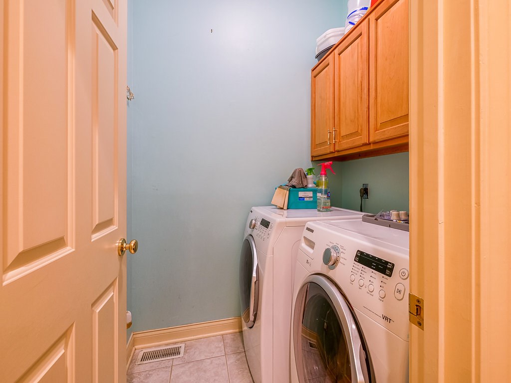 2118 Point Wood Road Fort Wayne, IN 46818 - Photo 18 of 36 Gallery Image 18
