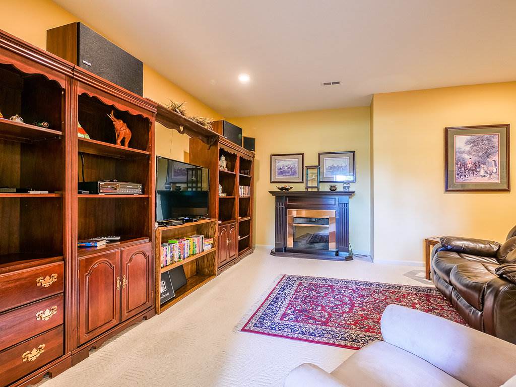 2118 Point Wood Road Fort Wayne, IN 46818 - Photo 22 of 36 Gallery Image 22