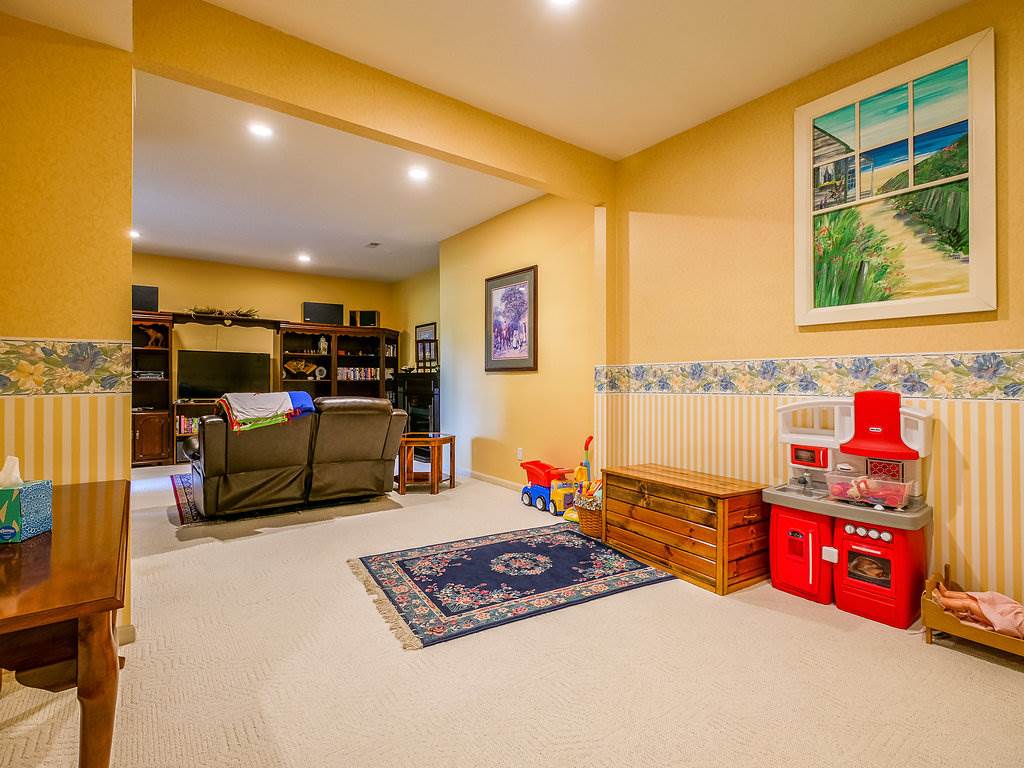 2118 Point Wood Road Fort Wayne, IN 46818 - Photo 23 of 36 Gallery Image 23