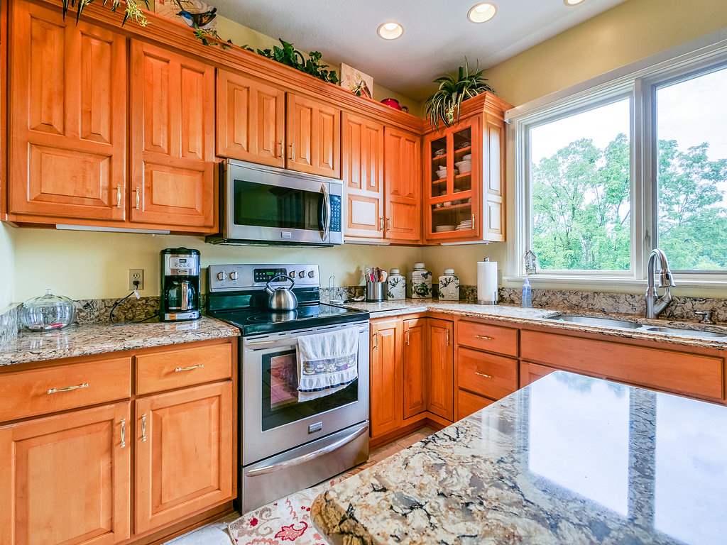 2118 Point Wood Road Fort Wayne, IN 46818 - Photo 7 of 36 Gallery Image 7