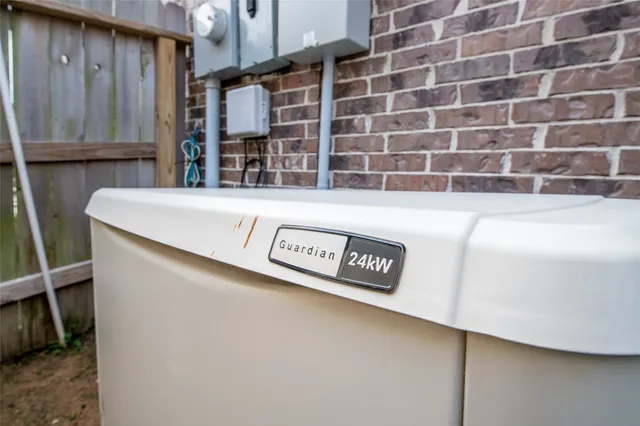 $2,500 | 15023 Mulberry Hallow Street, Conroe, TX 77302