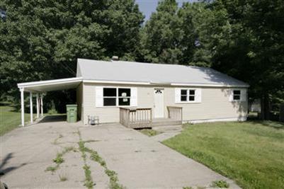 91 Carl Avenue Springfield, MI 49037 - Photo 1 of 13 Primary Photo