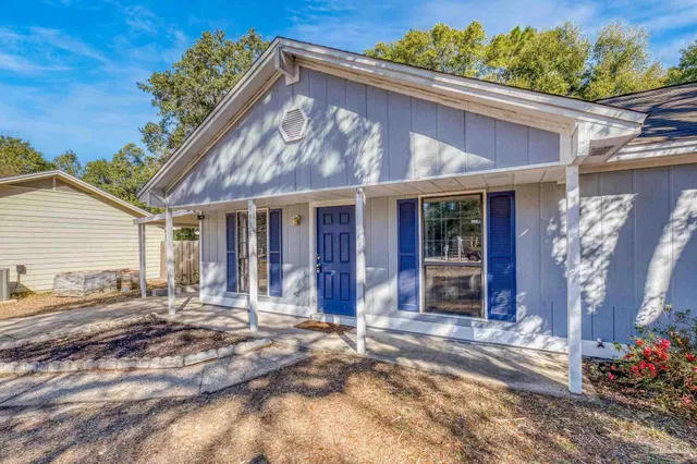 $189,900 | 3936 Elmcrest Drive, Pensacola, FL 32504