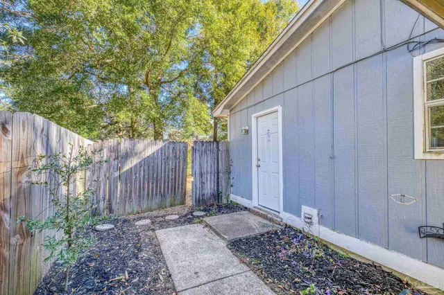 $189,900 | 3936 Elmcrest Drive, Pensacola, FL 32504