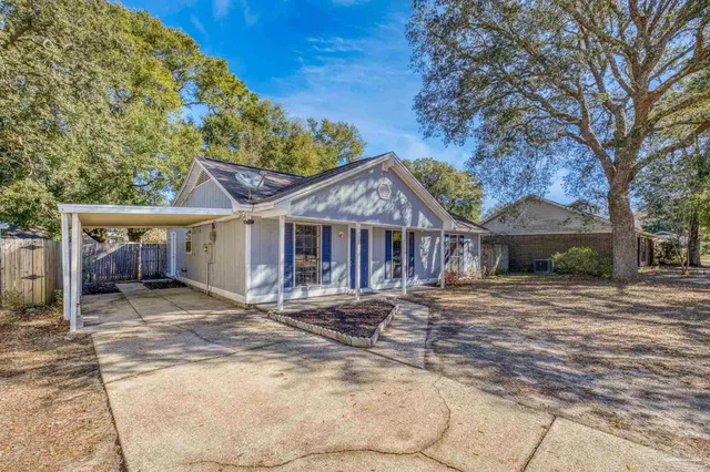 $189,900 | 3936 Elmcrest Drive, Pensacola, FL 32504