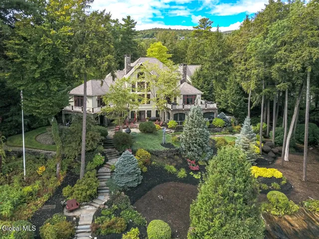 $8,950,000 | 101 Green Harbour Lane, Lake George, NY 12845