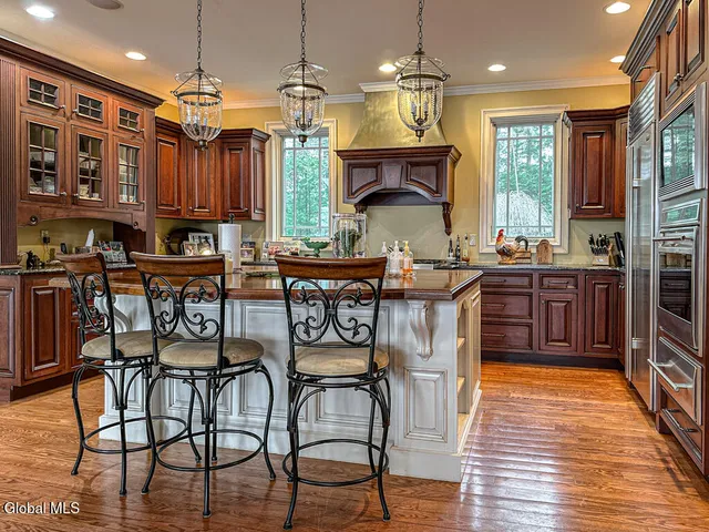 $8,950,000 | 101 Green Harbour Lane, Lake George, NY 12845