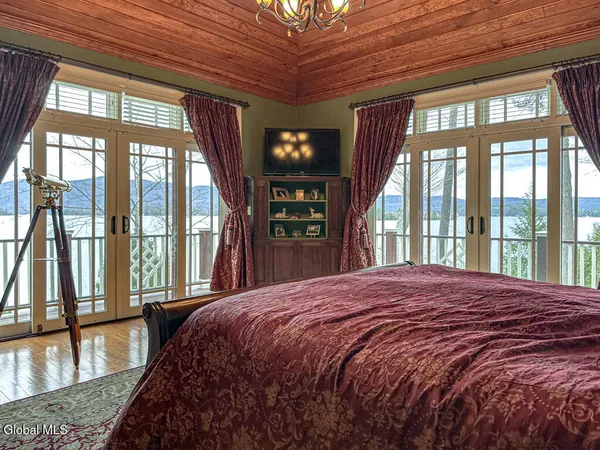 $8,595,000 | 101 Green Harbour Lane, Lake George, NY 12845