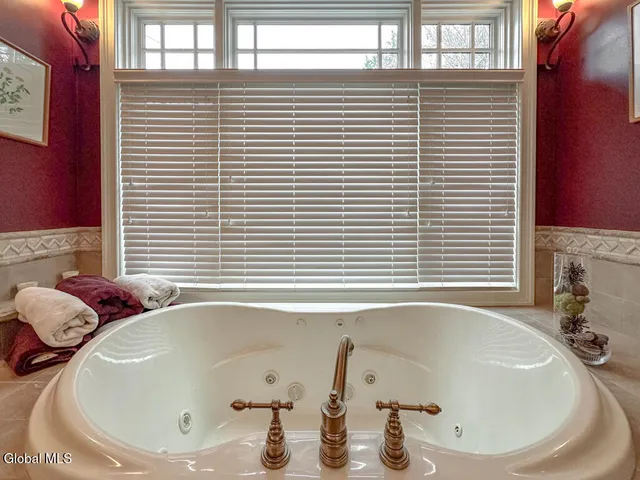 $8,950,000 | 101 Green Harbour Lane, Lake George, NY 12845