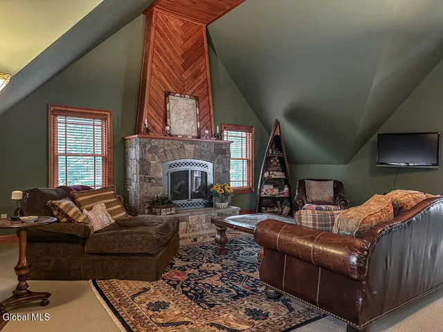 $8,950,000 | 101 Green Harbour Lane, Lake George, NY 12845