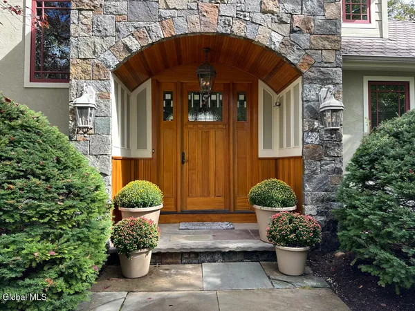$8,595,000 | 101 Green Harbour Lane, Lake George, NY 12845
