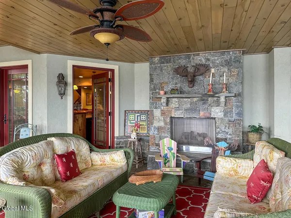 $8,595,000 | 101 Green Harbour Lane, Lake George, NY 12845